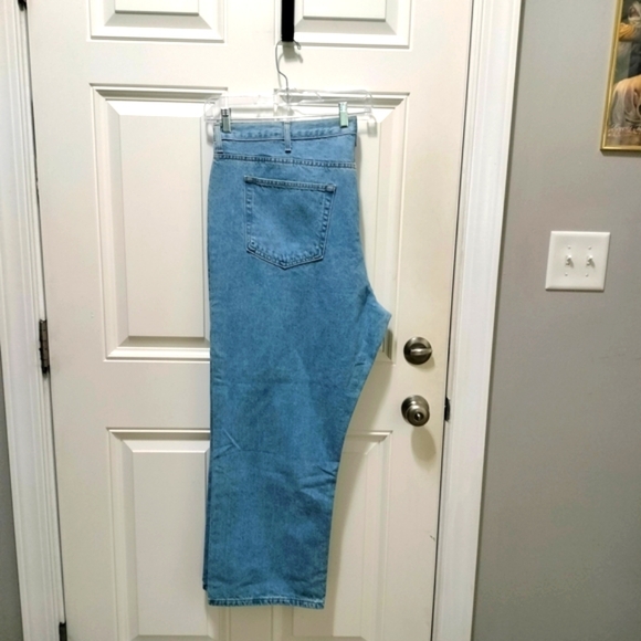 Saddlebred Men's Relaxed Fit Blue Jeans - Picture 3 of 6